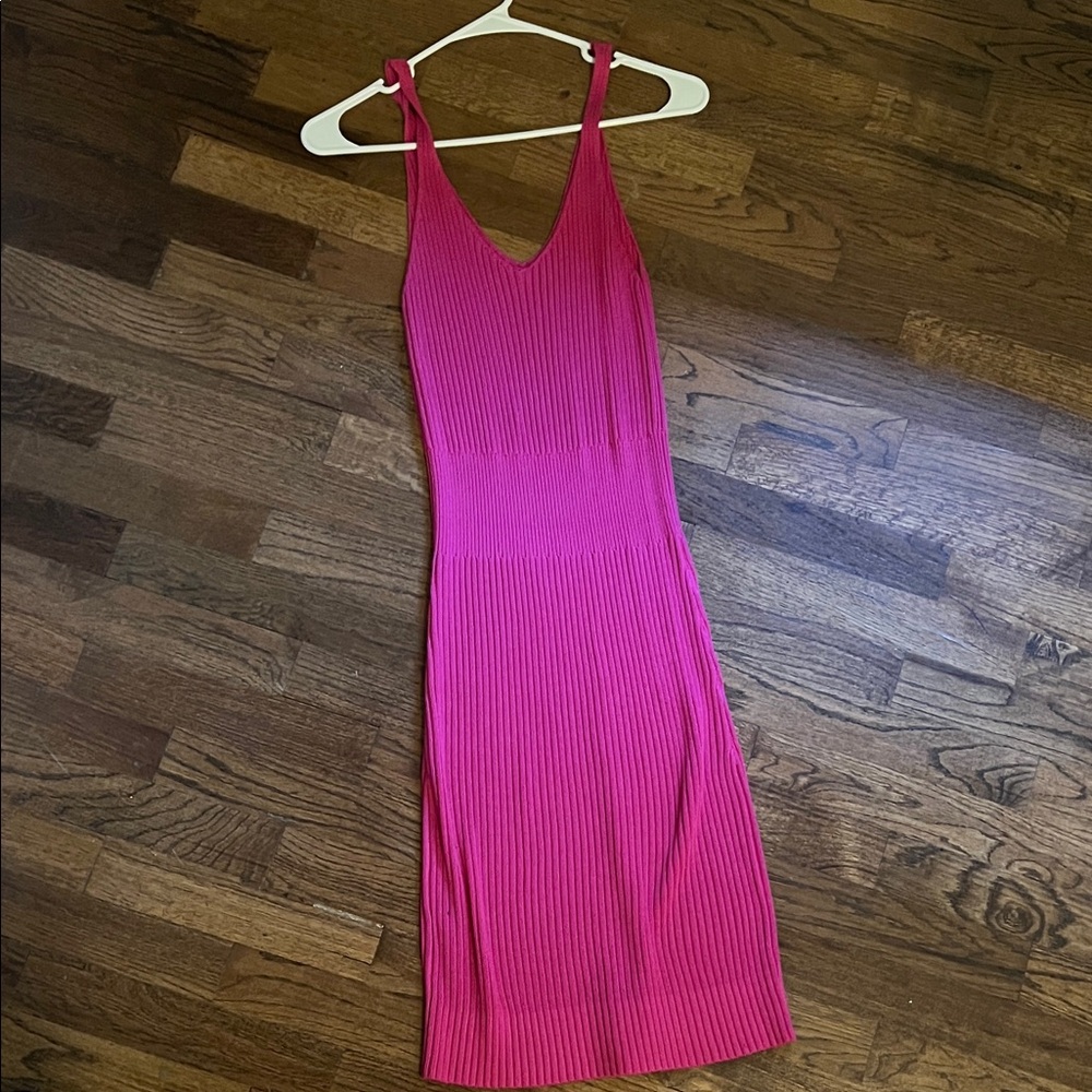 Elegant Pink Sleeveless Dress